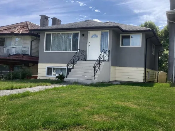 3312 Queens Ave, Vancouver, BC V5R 4T8