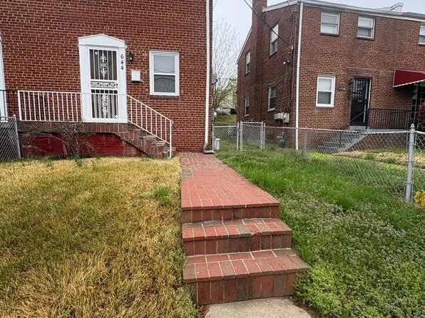 644 Burns St SE, Washington, DC 20019