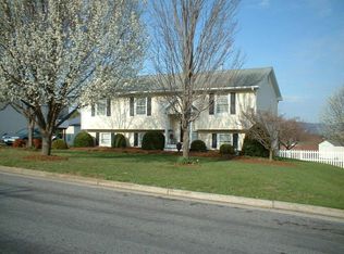 261 N Rome Dr, Roanoke, VA 24019