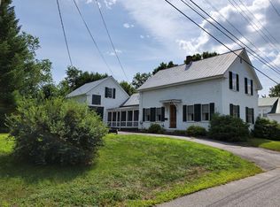 16 Crescent St, Norway, ME 04268