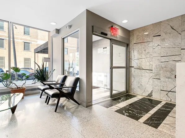 107-40 Queens Boulevard image 3 of 19