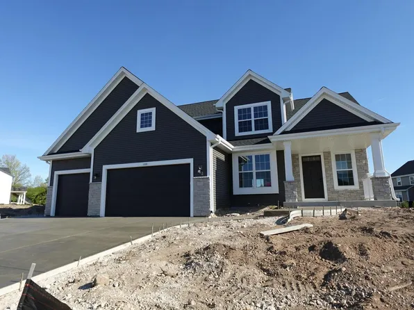 1795 Arbor Vista PLACE, West Bend, WI 53095