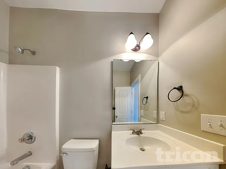 117 Cambridge Dr — Photo 16