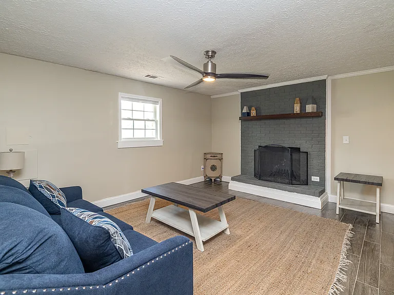 6200 Flaherty Rd — Photo 11