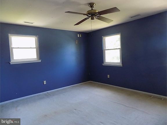 2nd image of 24 Heritage Valley Dr