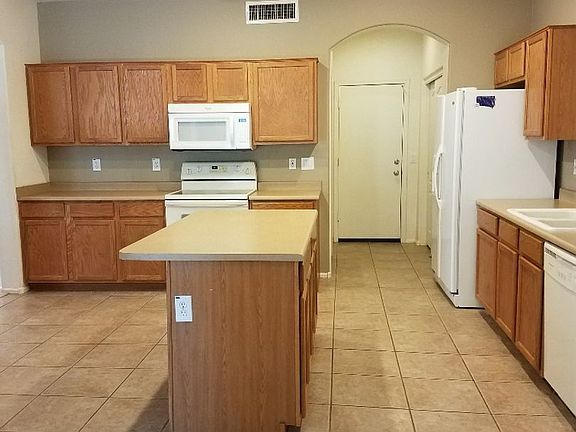 5th image of 21140 E Calle De Flores