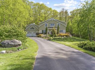 52 High Winds Dr, Yarmouth, ME 04096