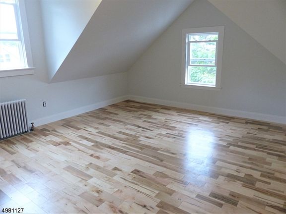 3rd image of 496 Cary St Floor 2