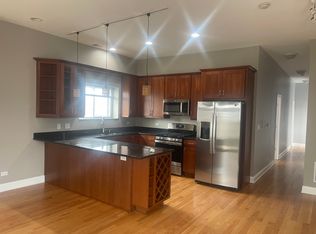 2359 N Lister Ave #3, Chicago, IL 60614
