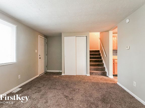 3rd image of 5707 Hacienda Ct