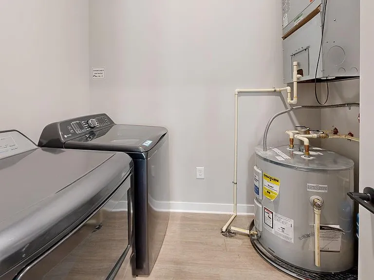 1E-Premier-West-Laundry 1E-Premier-West-Laundry