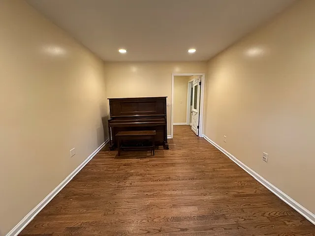 Bedroom 5/craft room (no separate closet) (piano not included)