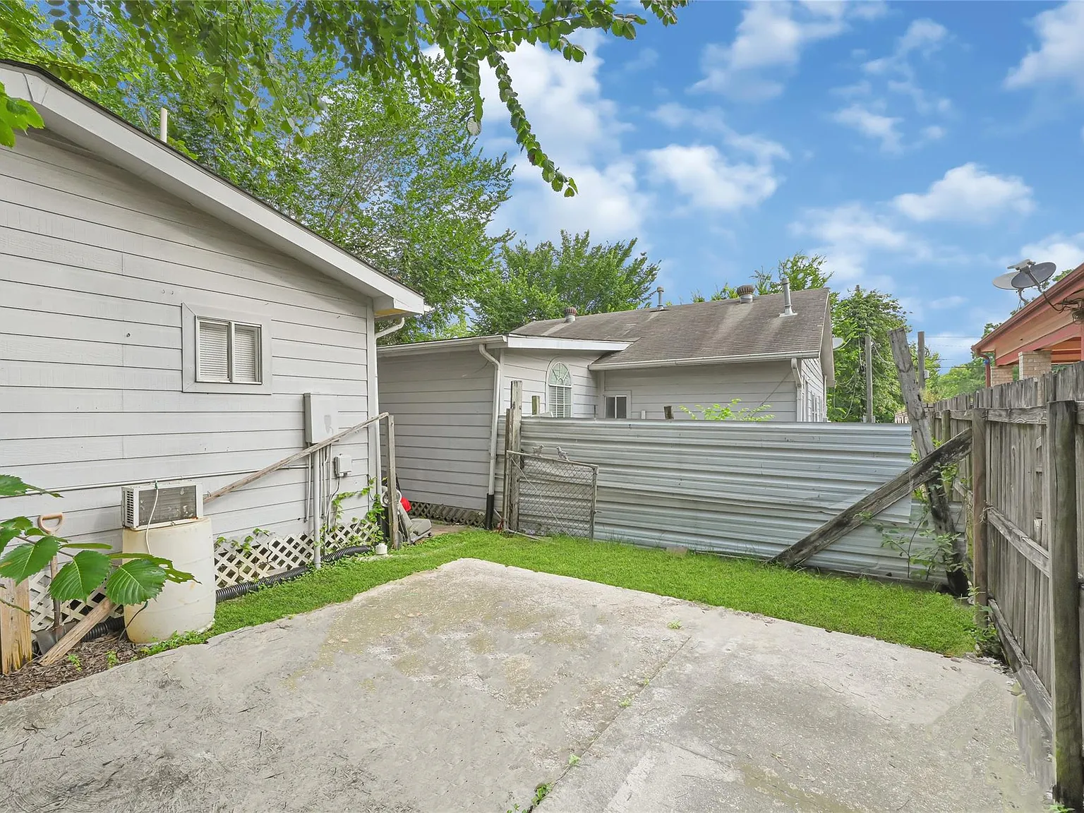 3 bed, 2.0 bath, 1134 sqft, $1,500 — Photo 4