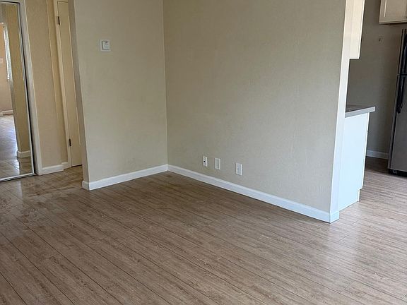 4th image of 1011 Leigh Ave APT 1