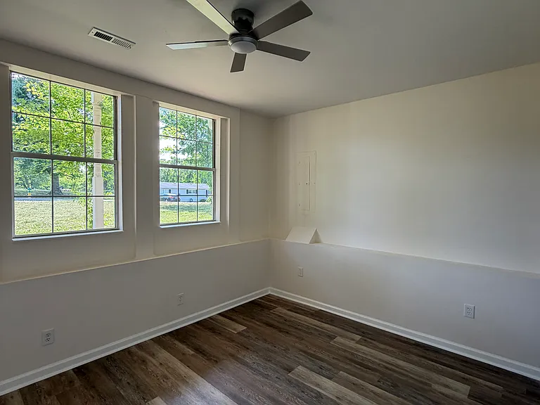 108 Crestview Dr — Photo 13