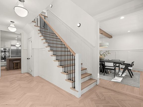 2nd image of 39 Macarthur Rd