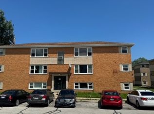 2069 135th Pl APT 6, Blue Island, IL 60406