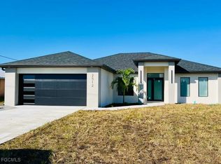 2512 29th St SW, Lehigh Acres, FL 33976
