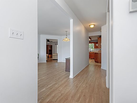 3rd image of 45358 Paige Pl