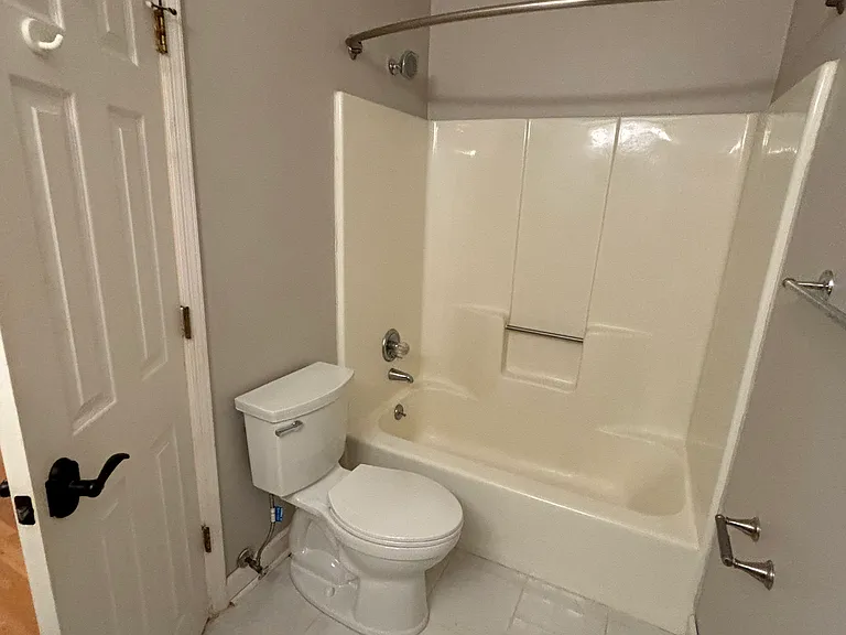 1146 Haven Brook Ln — Photo 12