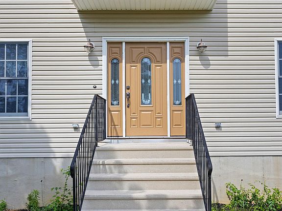 2nd image of 241 Windsor Rd