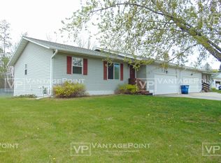 2987 Birch Rd, Suamico, WI 54173