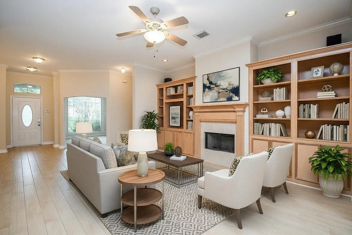 5 bed, 3.0 bath, 2910 sqft, $2,650 — Photo 2