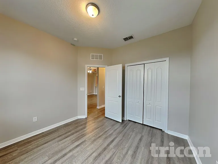 221 Fern Gulley Dr — Photo 12
