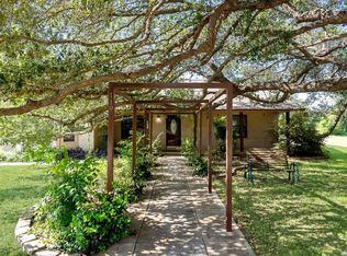119 Village Path, Castroville, TX 78009