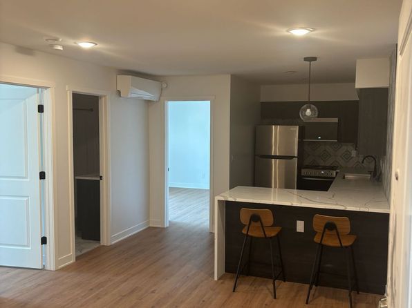 1701 N Rosewood Ave #D48A6F383
