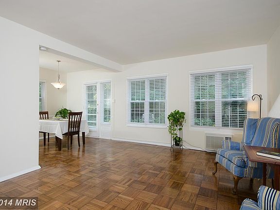 2nd image of 3538 Valley Dr #3538