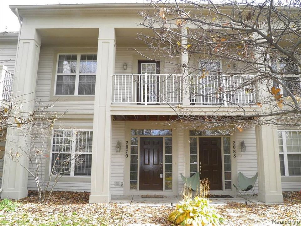 1st image of 2070 Arcadia Dr