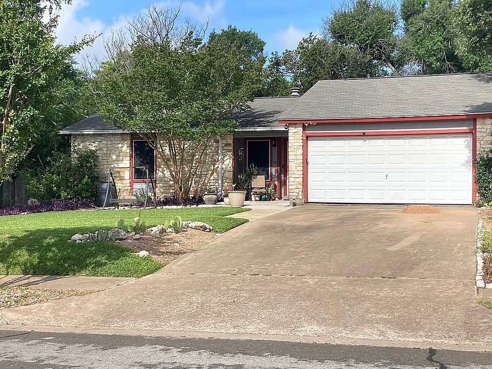 2nd image of 603 Twin Oak Trl