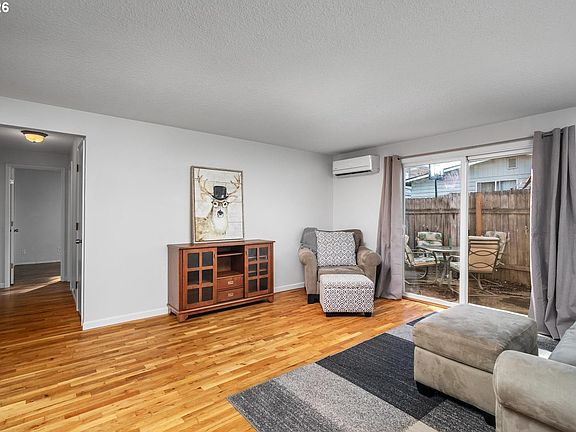 3rd image of 5594 SW Erickson Ave