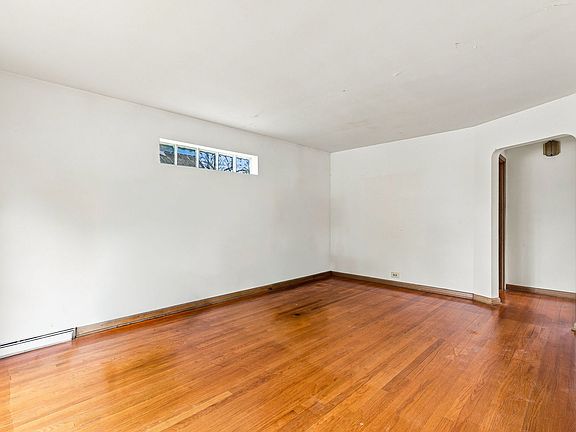 2nd image of 7321 N Nora Ave