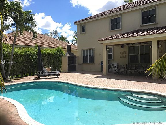 5th image of 964 Tulip Cir #964