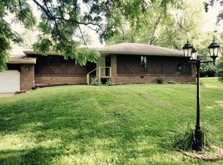 2346 E Grandview St, Springfield, MO 65803