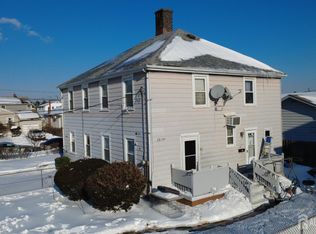 48 Locust St, Carteret, NJ 07008