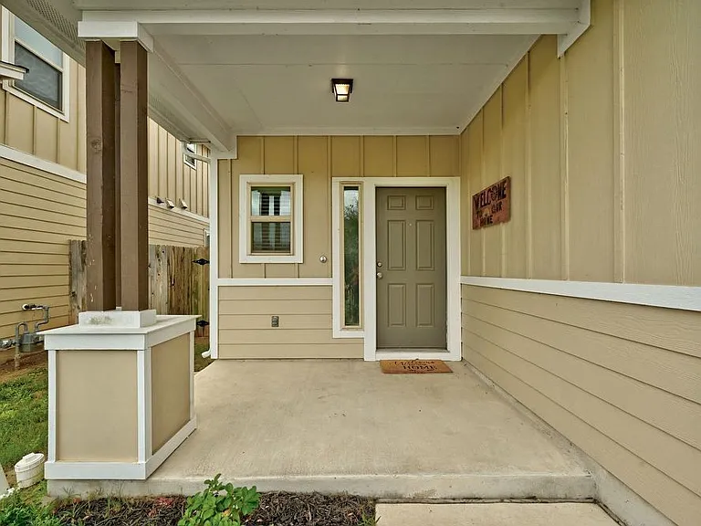 336 Wapiti Rd — Photo 4