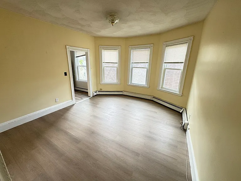 79 Merriam St #3 — Photo 10
