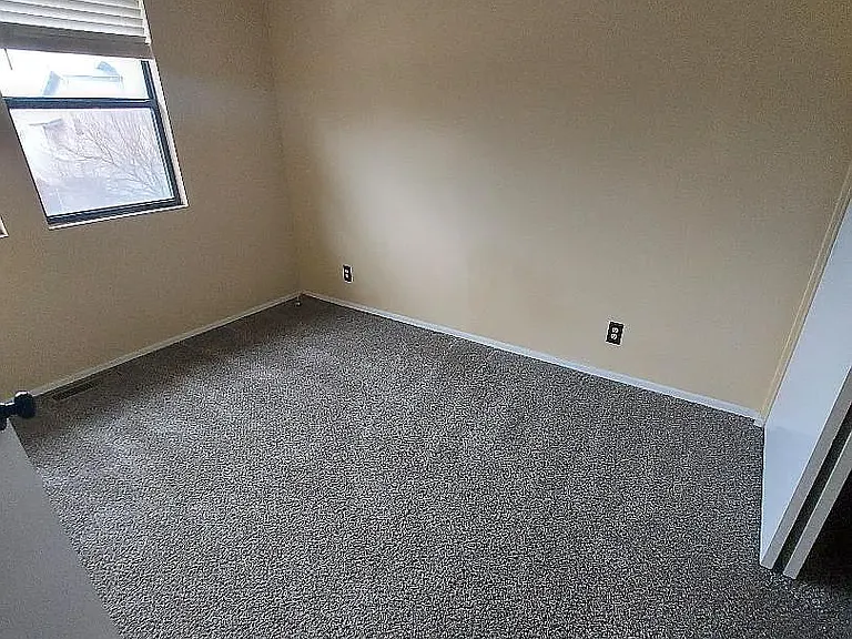 4330 E Spring Meadows Cir — Photo 8
