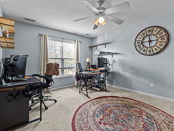 3rd image of 522 Sunpointe Dr