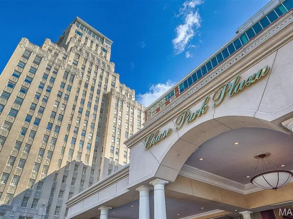 232 N Kingshighway Blvd APT 1502, Saint Louis, MO 63108