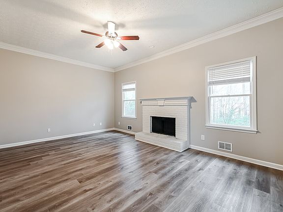 5th image of 1071 Cedar Bluff Trl SW