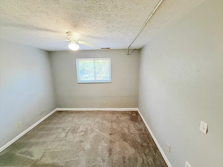 1437 Ambrose Ave #3 — Photo 23