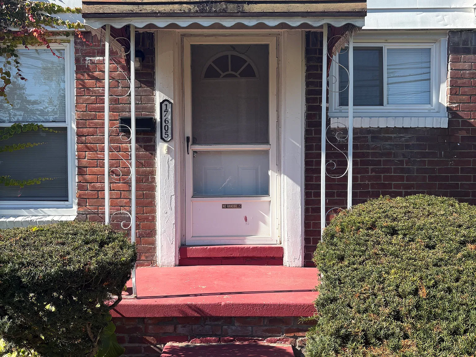 2 bed, 1.5 bath, $1,100 — Photo 1