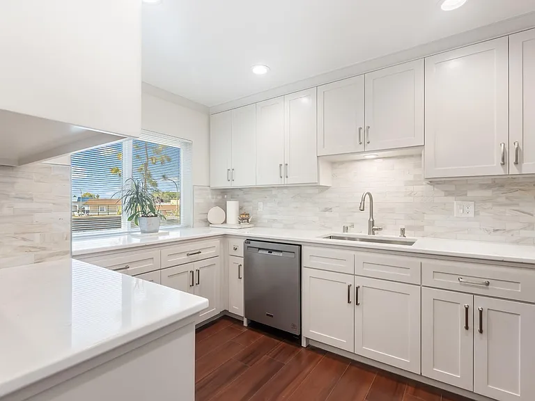 4635 Maytime Ln — Photo 17
