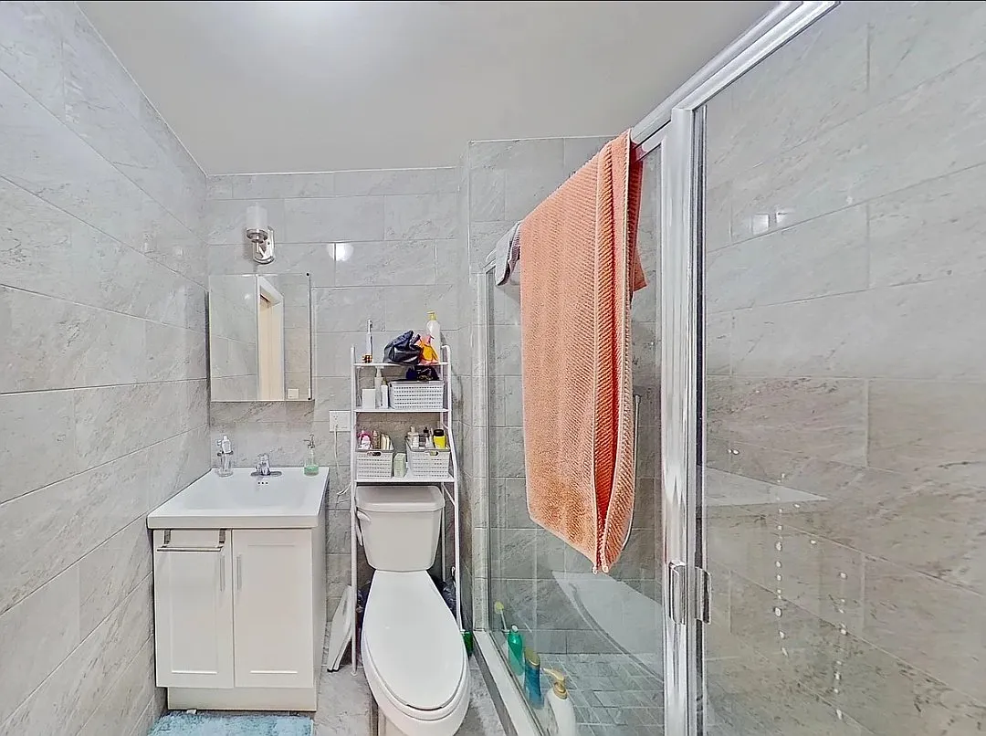 3 bed, 1200 sqft, $3,600 — Photo 4