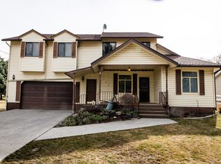 157 S Center St, Hyrum, UT 84319