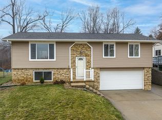 1223 36th St SE, Cedar Rapids, IA 52403